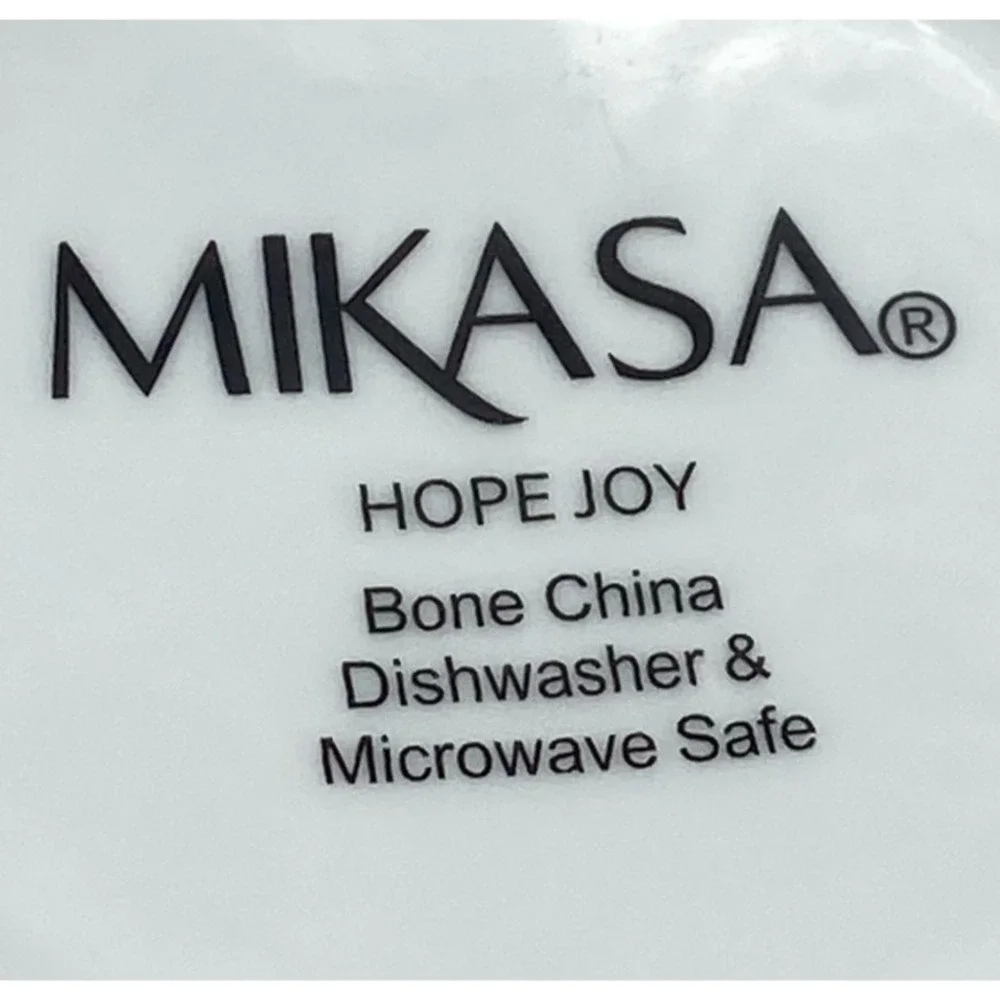 Mikasa‎ Hope Joy Sour Cereal Serving Bowl Poinsettia Christmas Bone China